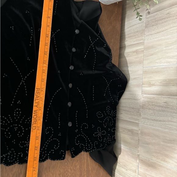 J R Nites by Carol Lin Velvet Black Beaded Women's Blouse Top Sheer Sleeves - Picture 10 of 11